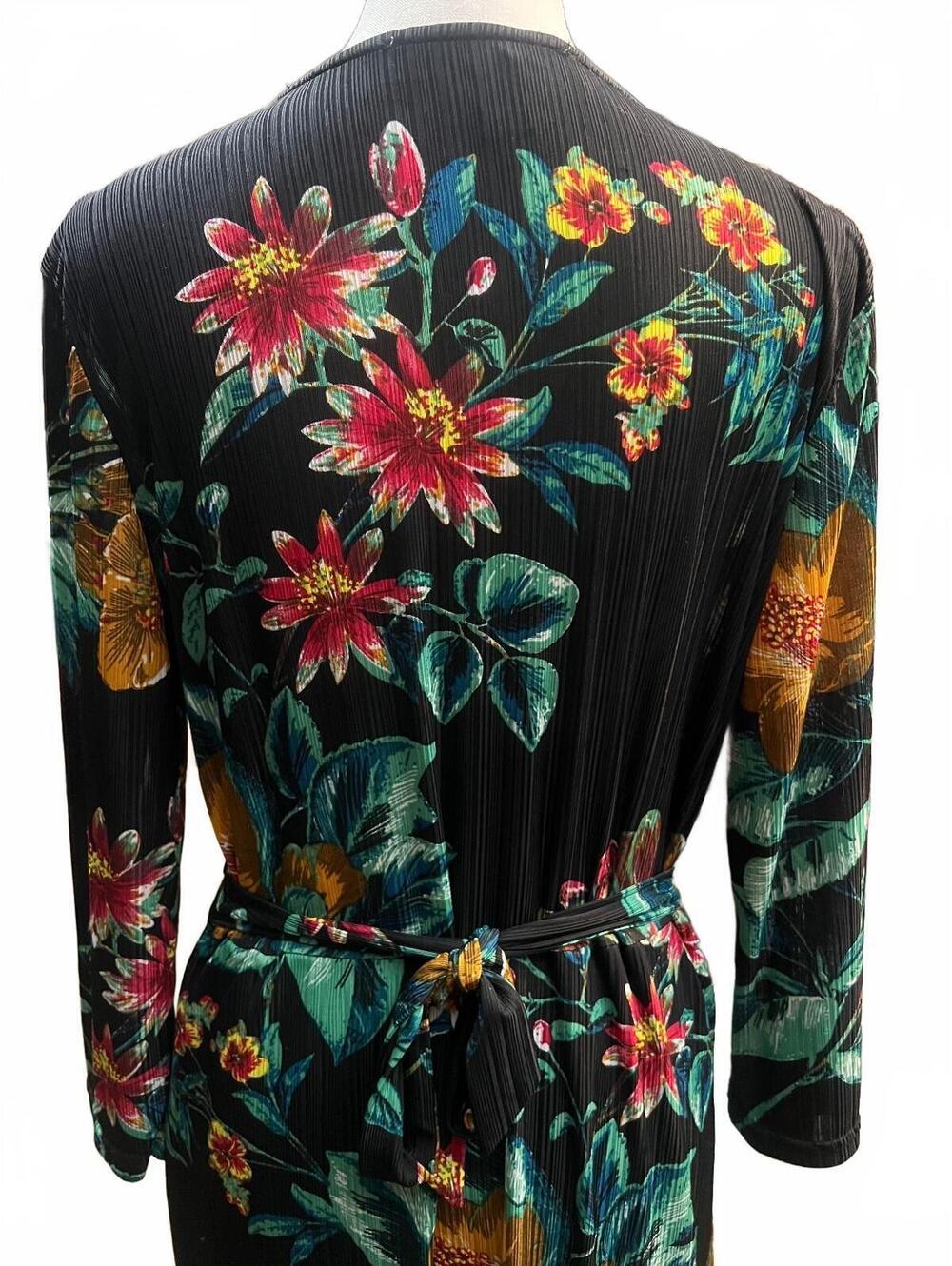 Elegant Black Floral Long Sleeve Maxi Dress Knotted Waist and Back Tie-Size 10 - Picture 4 of 7